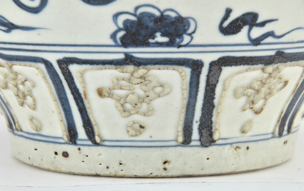 Phoenix Carved Jar, Ming Dynasty